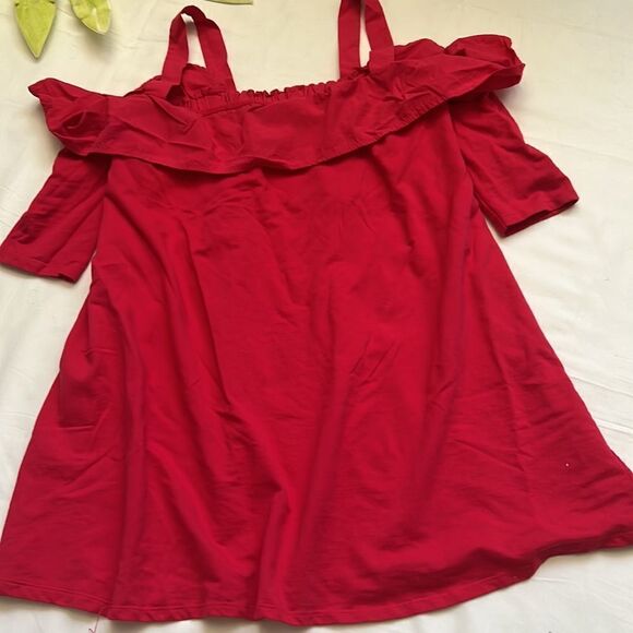 ⭐️ZARA Cold Shoulder Dress⭐️ - Picture 4 of 9